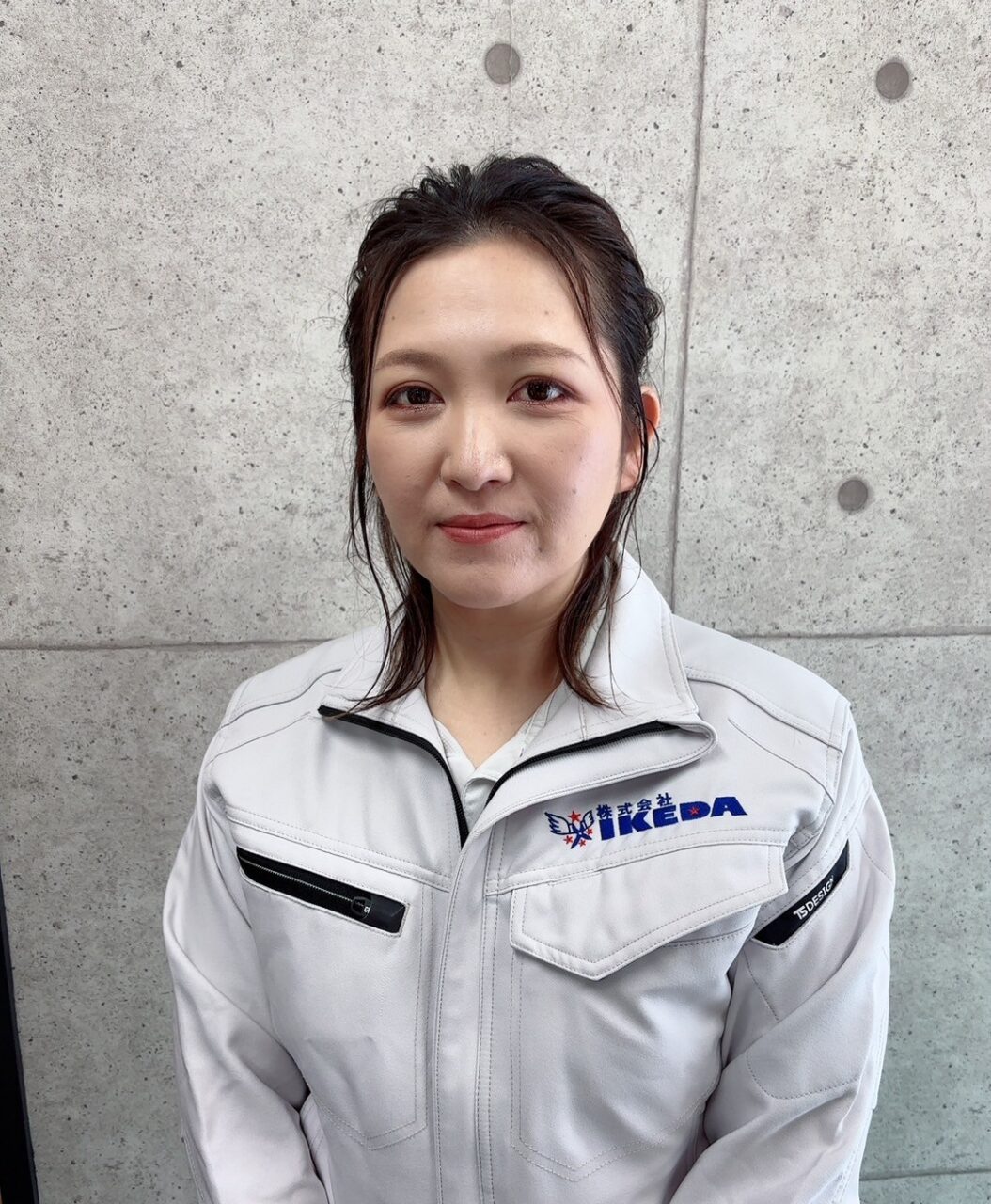 中村　里枝